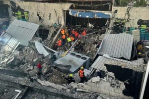 Familiares exigen justicia por derrumbe en discoteca Jet Set