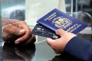 Pasaporte electrónico dominicano es premiado como el mejor de AL