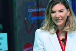 Laura de la Nuez enseña etiqueta en Planeta Alofoke